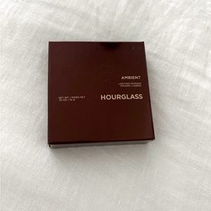 HOURGLASS Ambient Lighting Powder Mood Light